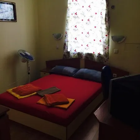 Amethyst Hotell 2*